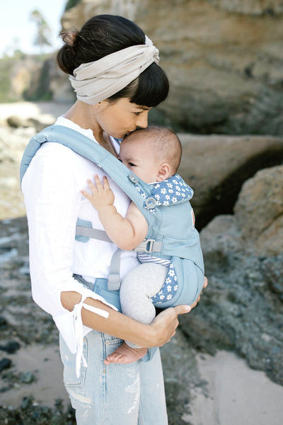 Ergobaby HK Omni 360 Blue Daisies