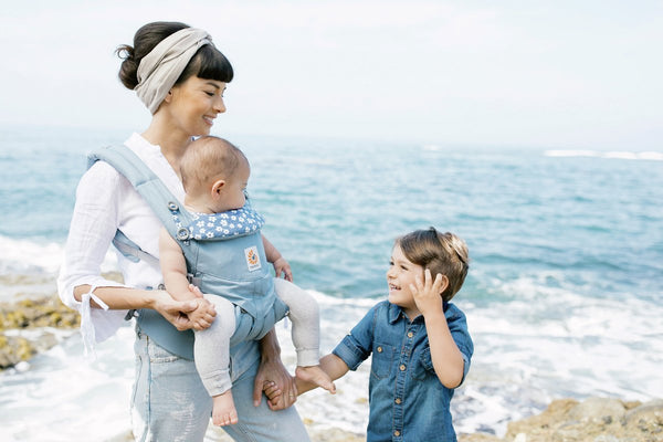 Ergobaby omni 360 blue daisies sale