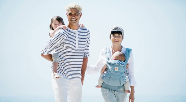 Ergobaby HK Omni 360 Blue Daisies